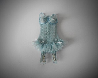 Corsets of refined quality and three piece Lingerieset