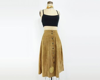 Vintage Suede Skirt 1970s Suede Skirt Boho Suede Skirt Tan Suede Skirt Suede Midi Skirt Button Front Skirt 70s Applique Skirt Suede Midi xs
