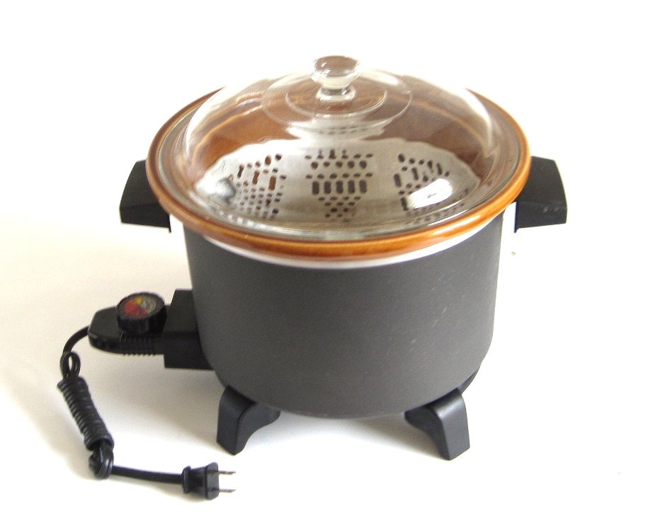 Dazey Chef's Pot 2200 DCP6 Deep Fryer Slow Cooker