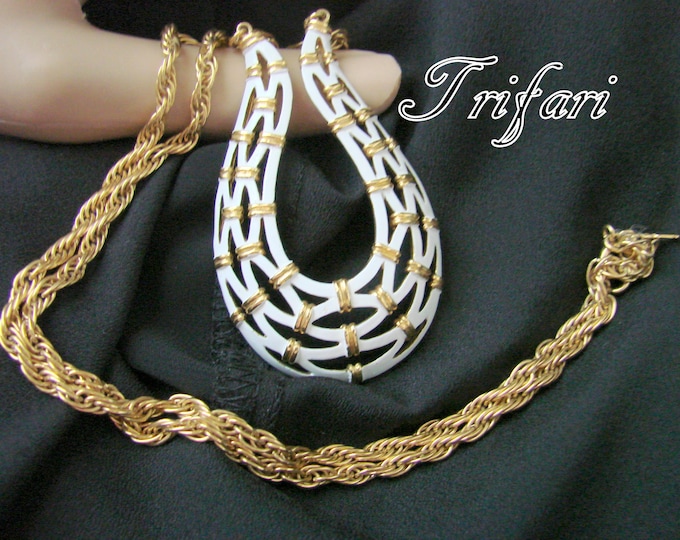 Vintage Crown Trifari White Enamel Goldtone Pendant Necklace / Designer Signed / Jewelry / Jewellery