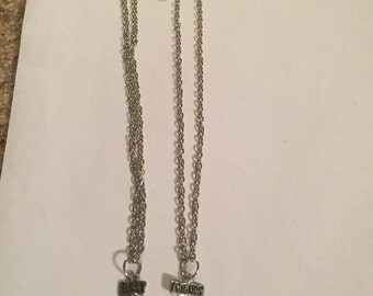 Best Friend Owl Necklaces!!