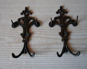 Set of 2 vintage brass coat hook ,vintage brass coat hangers,brass coat hooks, brass towel hooks, brass clothes hangers