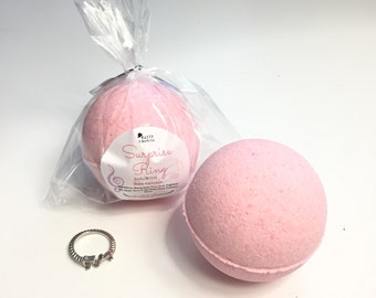 Surprise Musical Notes Ring Bath Bomb- One Size