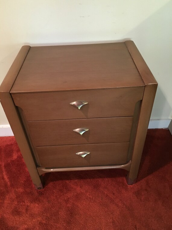 Mid Century Modern Nightstand with Three Drawers 3 Drawer