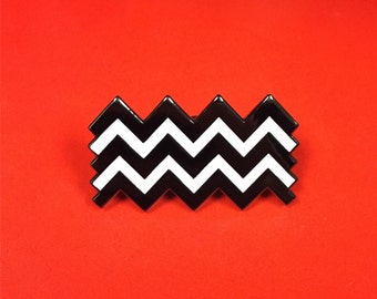 Twin Peaks Zig Zag Enamel Pin