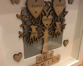 1-8 names ***Handmade / personalised family tree frame with scrabble art. Perfect for all occasions. Birthdays wedd
