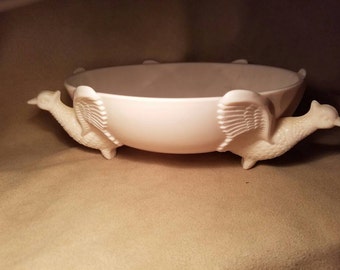Jeannette Glass Shell Pink Milk Glass Console Pheasant Bowl ~ Circa 1950's