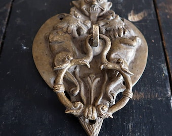 Magnificent Vintage Brass Door Knocker With Twin Lions & Yali From South Of India, H16 cm X W12 cm, Vintage Lion Door Knocker, Home Decor