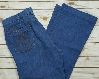 70's High waisted Levi's/ mom jeans, 34" waist