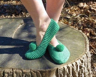 House shoes knit slippers green yoga clothing green clothing women boho clothing wool moccasins st patricks day outfit st pattys day socks