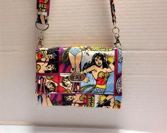 Wonder Woman Purse Wallet, Wonder Woman Purse, Wonder Woman wallet, DC Comics Superheroes, Wonder Woman Gift, Wonder Woman crossbody Pwallet