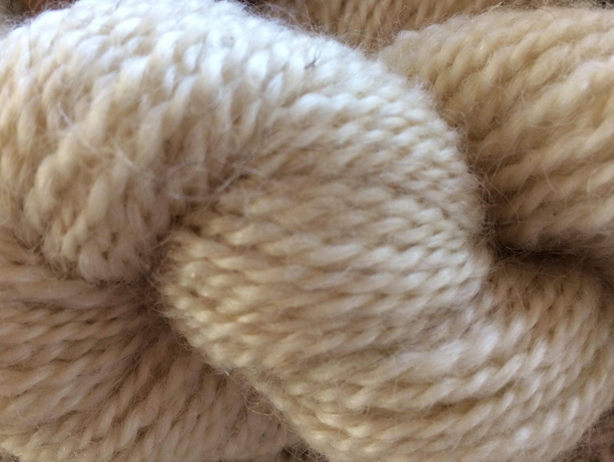 Romney Sheep White Wool Fleece - 6.4 lbs. Natural Raw Wool Fleece ...