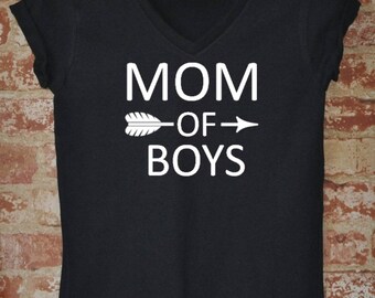 V-Neck Mom Of Boys Shirt Mother's Day Gift Mama Funny Tee Arrow Women T-shirt S-XXXL