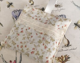 Lavender sachet drawer freshener, lavender pouch, drawer freshener, lavender air freshener, drawer freshener