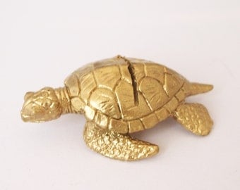 Use Menu Card Holders to Show Bar Menus and Food Specials Shop for godinger turtle place card holders set of 6 from Arthur Court.