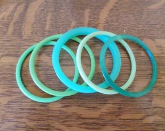 Lot of 5 Green Vintage Plastic Bracelets 1970's
