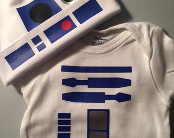 R2 D2 Onesie & Beanie