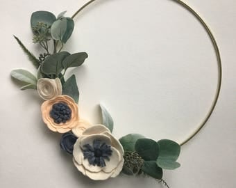 Modern Felt Flower Wreath // Spring Wreath // Boho Wreath // Modern Wall Hanging