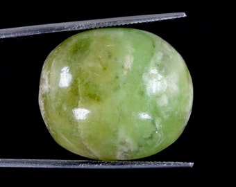 Apple Green Opal Round Cabochon 28.9 cts from Madagascar ~11619 | FREE WORLWIDE SHIPPING | Natural Genuine Opal, Madagascar, Opal,Crystal