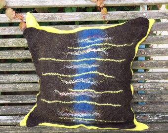 Decorative cushion "Waves"