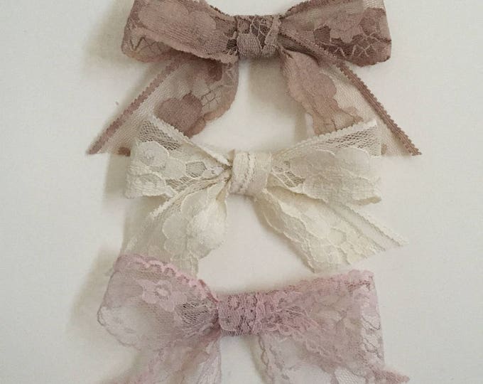 Small Lace bows {Set of 3 Arabella lace fabric hair bows} Please note your three colors in the notes section at checkout.