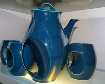 Iconic - a spectacular design from Holkam in Norfolk - Coffee Pot and 4 mugs