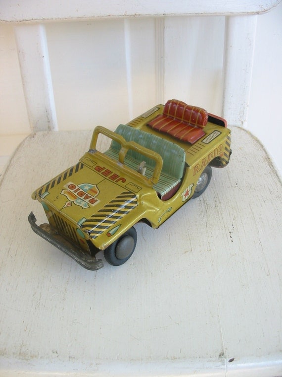 vintage metal jeep toy