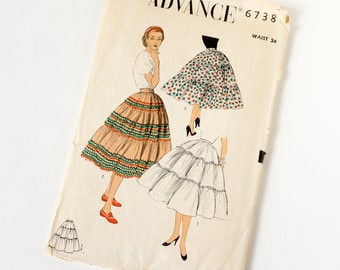 Vintage 1950s Womens Petticoat or Squaw Skirt Advance Sewing Pattern 6738 Complete / waist 24 hip 33 / Gathered Tiers
