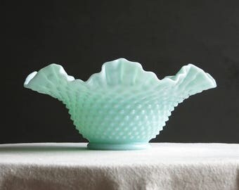 Vintage Green Pastel Milk Glass Bowl - Fenton Hobnail 1950s - Mint Green