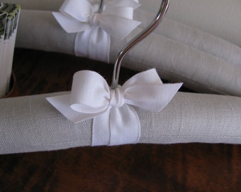 Baby Hangers, Padded Hangers, Gray Linen Hanger, Gray Linen Baby Hangers, Linen Baby Hangers, Nursery Decor, Baby Shower Gift, Baby Gift