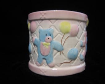 Ceramic My-Neil baby bear planter
