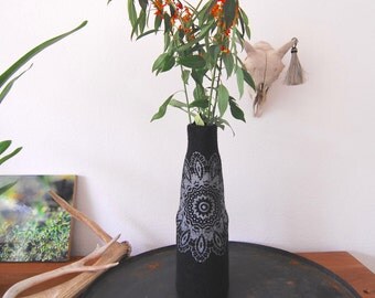 Black - Handmade 1L Water Bottle Cover 13