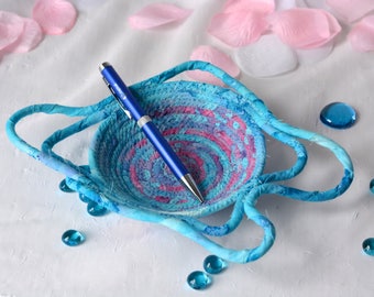 Unique Aqua Decoration, Blue Itty Basket, Handmade Ring Holder Basket, Cute Gift Basket, Cute Desk Accessory, Fun Candy Bowl