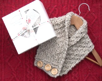 Neck warmer Knitting kit , winter diy kit , bulky knitting kit , gift for knitters , easy knitting kit , learn to knit , birthday gift