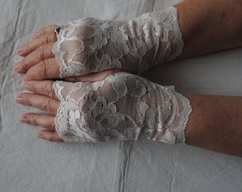 Off White Lace Fingerless Gloves, Ivory Bridesmaid Glove, (Item #7) Victorian Gloves, Wedding Gloves, Prom Glove, Bride Gloves, Formal Glove