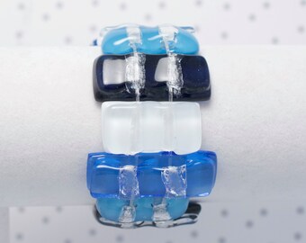 Bracelet en verre fusionné bleu et blanc