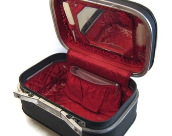 60s Train Case Grey Black Train Case Travel Make Up Case Black Red Interior Vintage Travel Bag Luggage 1960s Carry On Bag Charcoal Grey