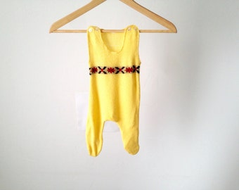 infant YELLOW newborn mid-century knit ONESIE jumper vintage kids baby suit