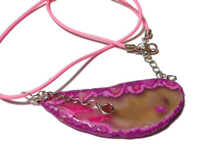 FREE SHIPPING Pink agate slice pendant, fuchsia agate slice, pink crystal dangle, pink cord, extender chain, gemstone necklace