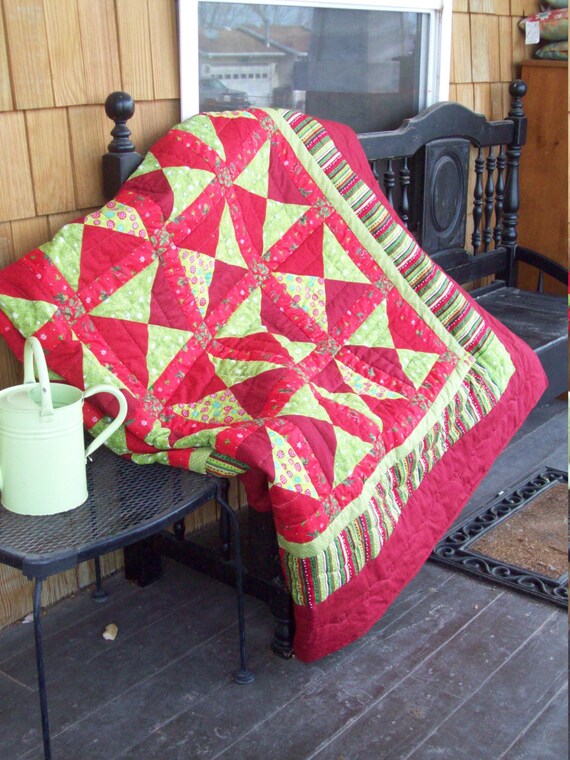 Items similar to Full Queen Size Christmas Quilt In Reds and Greens
