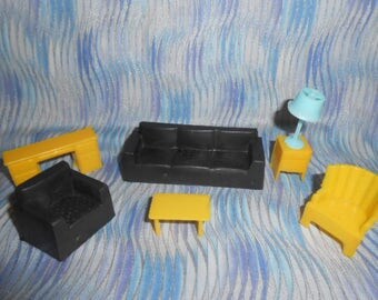 Plastic Doll House Furnture-Vintage