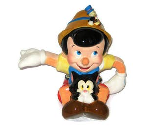 Walt Disney Pinocchio Teapot Figaro Jiminy Cricket Porcelain Figure Ceramic Figurine Large Tea Time 9 x 7.5 x 6.5 HEAVY LARGE Puppet