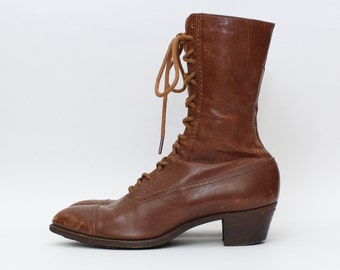 Antique Edwardian Leather Lace Up Boots - Vintage Early 1900s Women's Boots by T. E. Moseley Co.