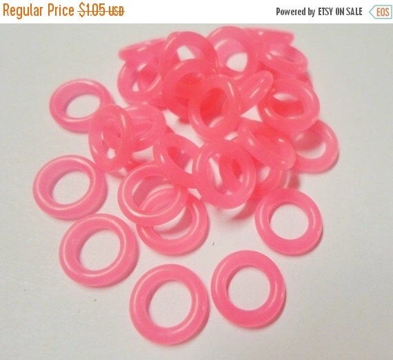 SALE: 20 Rubber 10mm Oh Rings Neon Pink Designer Color by KallyCo