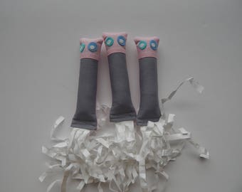 Handmade Crinkle Kicker Cat Toy / Pink and Gray