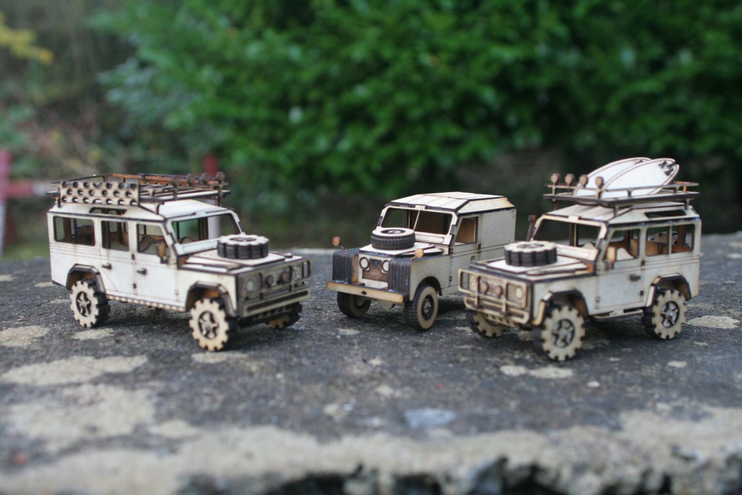 Miniature Wooden Model Land Rover kits