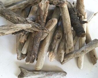 2-6" Driftwood Bulk Lot - 100 Pieces Maine Driftwood - DIY Crafts - Wreaths - Mirrors- Home Decor