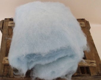 Mountain sheep basket filler newbornfoto pastelblau
