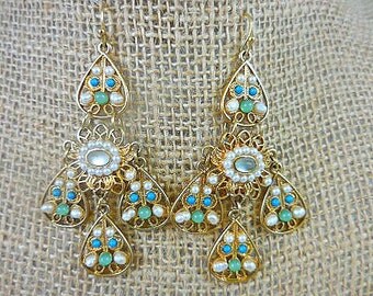 Avon Turquoise Pearl Gold Dangle Earrings
