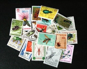 FREE SHIPPING ; 30 Colorful Vintage Worldwide postage stamps depicting INSECTS for collecting, crafting, scrapbook pages, collages etc.